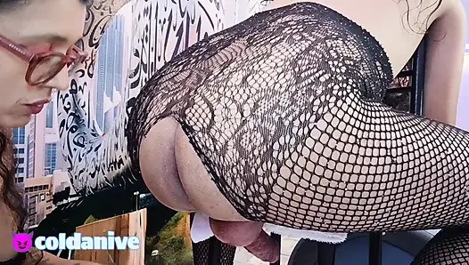 Sulu orta yaşlı seksi kadının anal sikiş için prostat masajı ile oral seks bölüm 1
