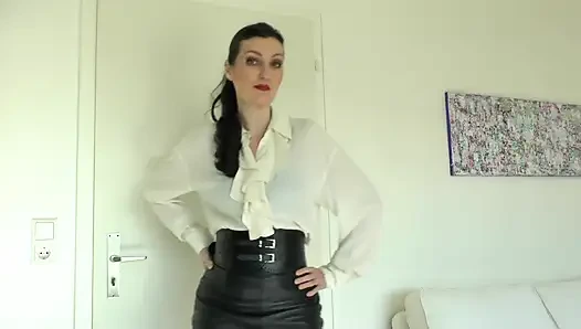 Wide Tight Belts Part 76 Lady Victoria Valente