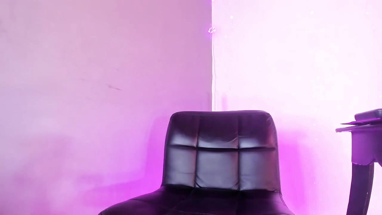 Sexo Anal Sem Compaixão: Femboy Colombiana E Moreno Intenso