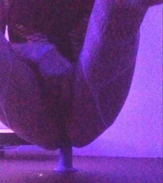 Creampie dildo