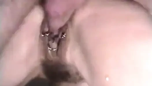 Это компьютерный класс, который превращается в трио.