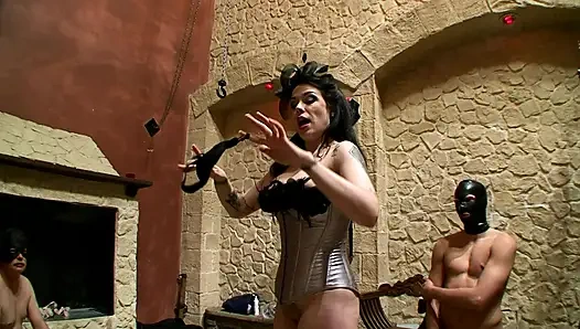 BDSM-kerker Domme Hämmert Devoten Arsch Hart