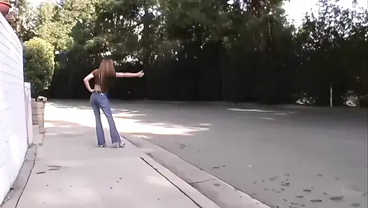 90er Anhalterin Bekommt Eine Riesige Gesichtsbesamung Und Einen Ritt!