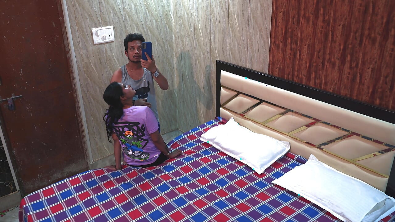 I took my beautiful girlfriend to a hotel and fucked her