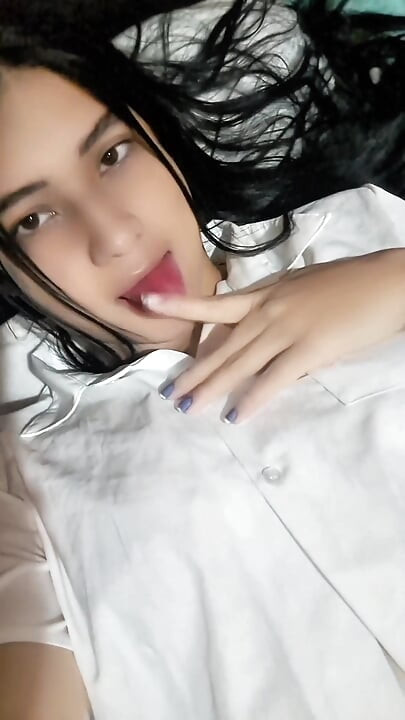 Colombian influencer masturbates with her neighbor gives me hard