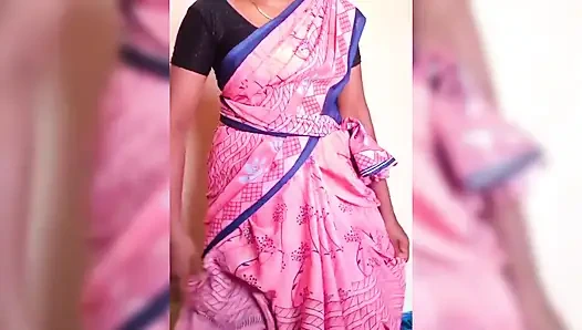 Ammu elbisesi gecelik değiştirip sari büyük memeler ammus göğüslerini gösteriyor