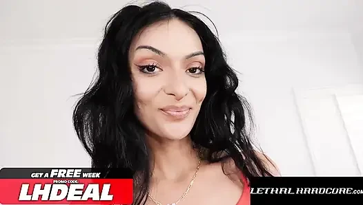 Lethal hardcore - layne james si cewek hot rambut cokelat lagi asik nyepong kontol dan dientot gaya doggy habis-habisan sampai mengerang keenakan