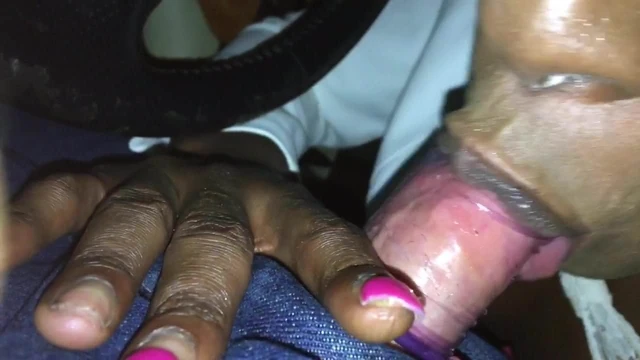 Black CD Street Hoe Sucks Off Chub