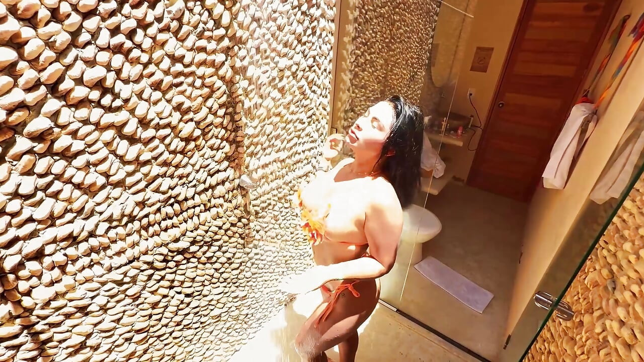 Dividimos Um Banho Com Uma Linda Influenciadora Nas Praias De San Andrés, Colômbia, Pornô Amador Sem Camisinha