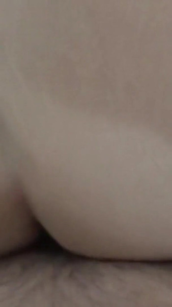 Detik emosi dari "mengongkek ibu tiri Iran seksi dan pantat besar saya"