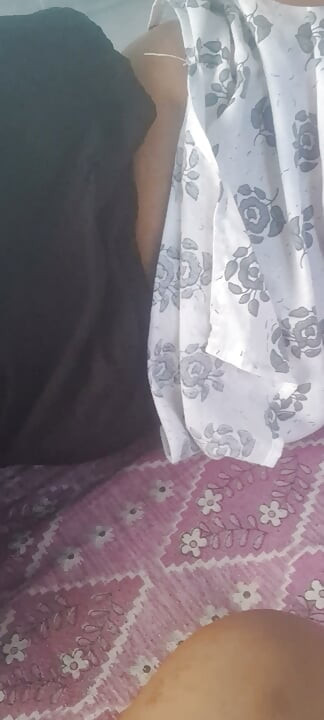 Desi Indian assamese bhabi ki gaand and big boobs show with romance