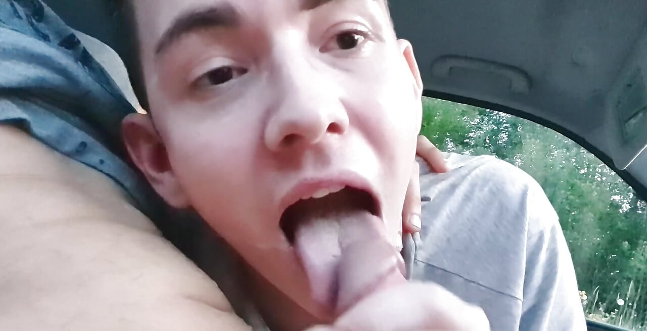 Отсасываю Мужику В Его Машине, Пока Он Не Кончит - Prettyboi2000x