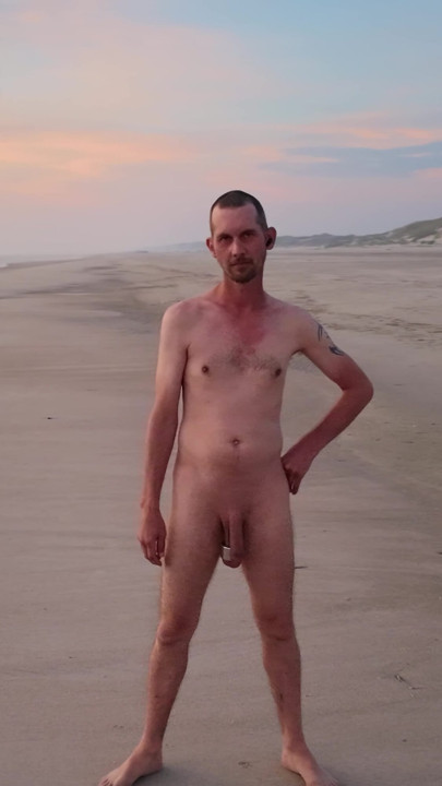 Lonly Beach
