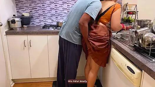 Beautiful Saree Sex - Loud Pussy Eating - Erotic Face Fucking and Anal Sex with Step Brother