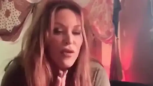 Ibu tiri lagi coli sampai muncrat