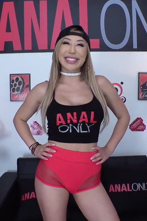 Ass Stretching Nicole