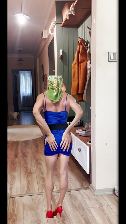 ชุดคริสต์มาสของแม่เลี้ยงที่สั้นมากของกูเซ็กซี่มาก