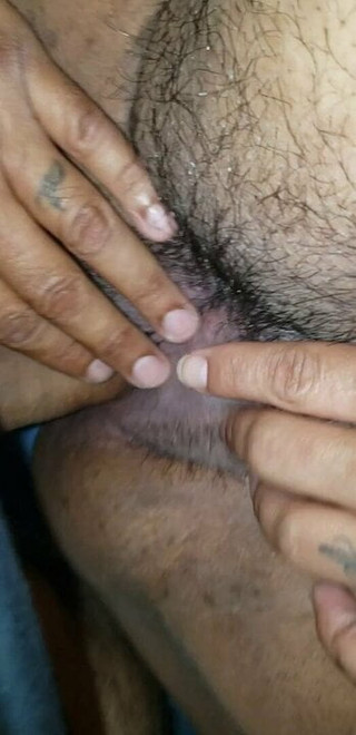 Mă joc cu cele două jucării ale mele