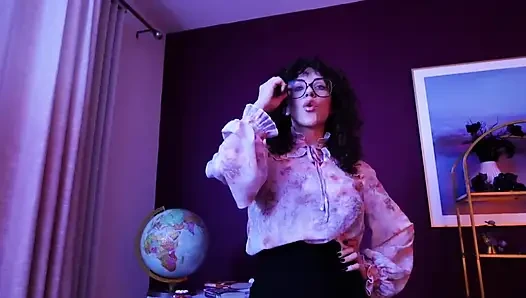 My Teacher Is a Vampire: the Seduction