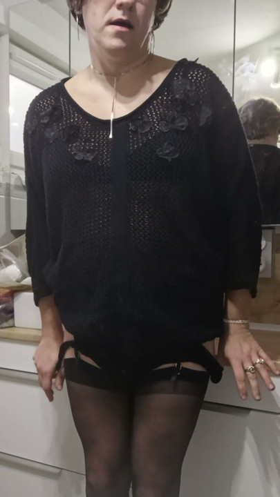 Patty crossdresser secretaty at your service | Clip 1