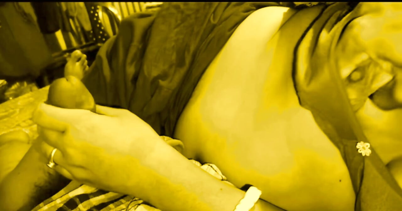 Bangladeshi Desi Horny Bhabi New XXX Viral Video with her devar.