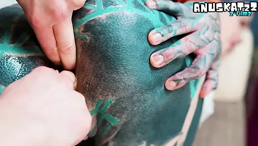 EXTREME ANAL FISTING sessions for TATTOOED chick