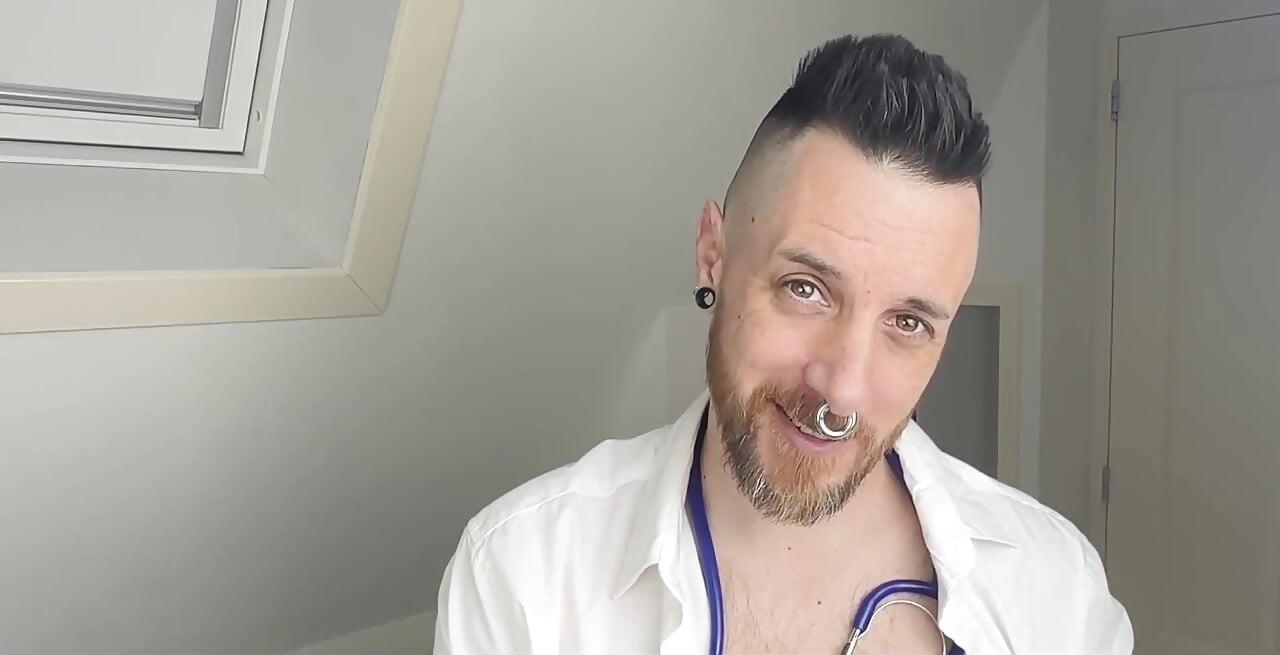 Asmr - Dr. Max está obcecado por você