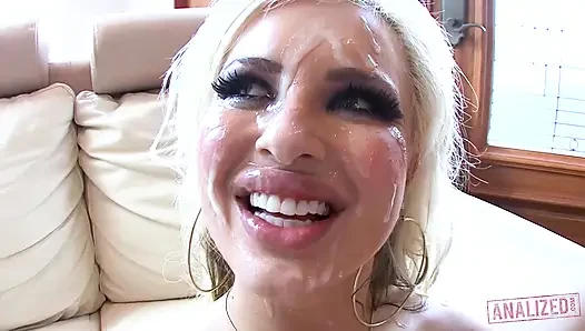 Analized - andi anderson lagi asik nyepong 2 raksasa pria kulit hitam