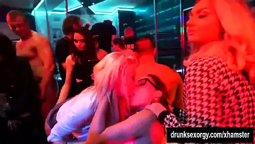 Lesbian pornstars lick cunts in club