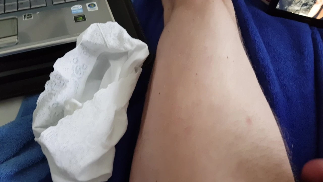 Bobo-bi wichst in meinen Slip
