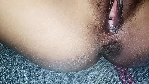 Delivery boy ne puja bhabhi ko choda