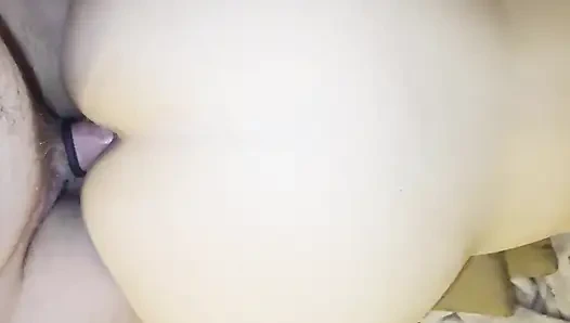 Заставляю неверную жену соседа стонать от долбежки