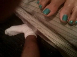 Blowing a load on toes