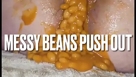 Messy spunk and food filled cunt