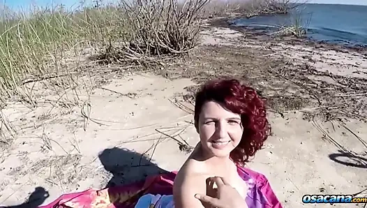 Fucking hot with the naughty girl on the beach in public