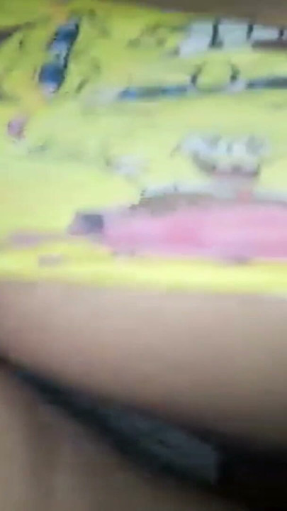 Cumnata mea excitată mă seduce și nu am altă opțiune decât să o fut | Clip 1