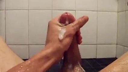 duşta eğlenmek