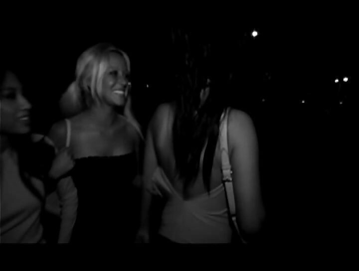 Sexy morena milf fodida no cu de quatro e gozada na boca por Vintage Grande Pau