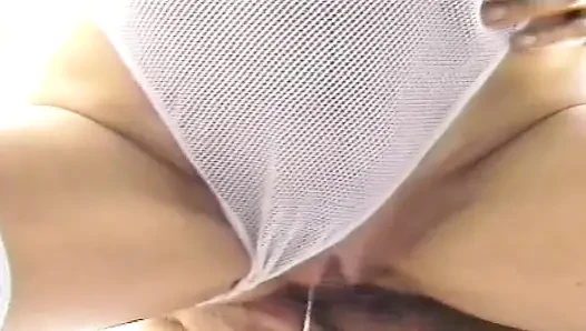 Vollbusige reife blondine weit gedehnt mit tropfendem anal-creampie