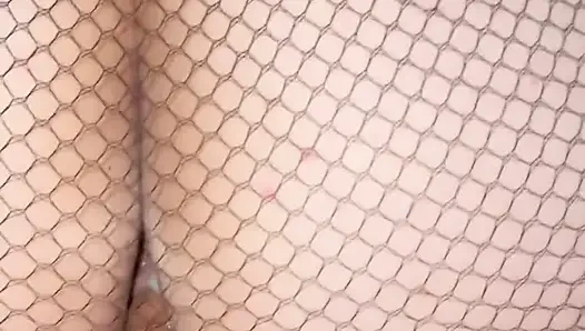 Cowok ini ngentot istri sekretarisnya, lebih enak di ranjang, ngentot yang terbaik