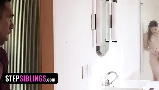 StepSiblings - Seductive slut Jenna Ross teases her stepbro and swallows his cum in the shower