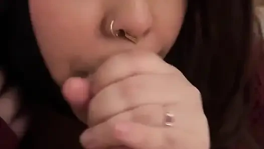 Pacar prejacku nyepong kontol buru-buru