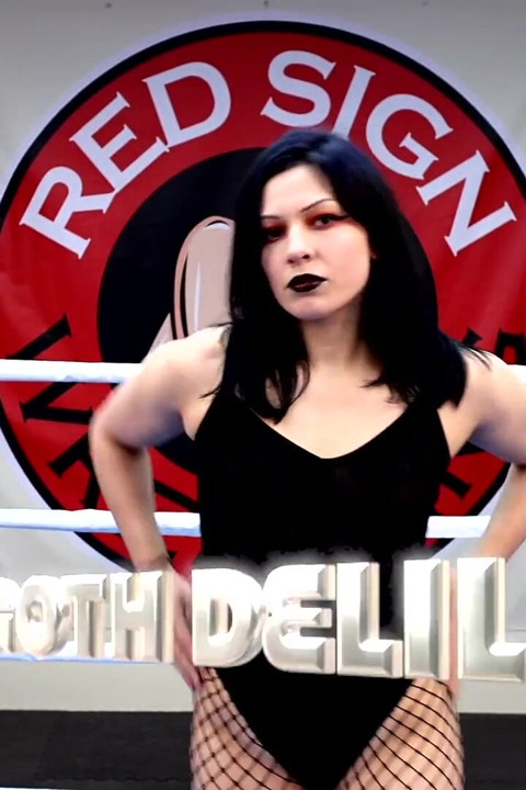 Goth Delilah Vs Lola Marie