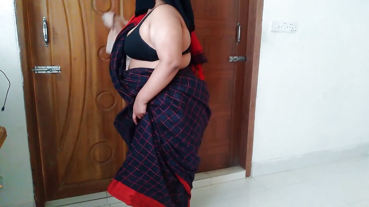 Indian Desi Village Maid Gets Fucked by Owner