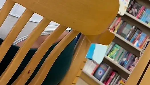 Mavi tanga frikikli büyük tanga frikik fas götlü latin orta yaşlı seksi kadın