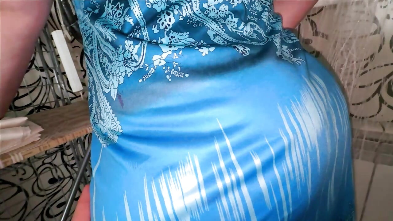 Stepmom cheats on her husband and accidentally gets a dick in anal