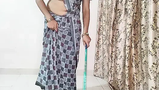 sautelee ne galatee se parade ke peechhe chhipe bhaee ka land choosa aur chud gayee hot phul hindee odiyo