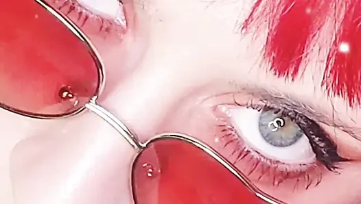 Ateşli hikaye 5: eski yarağım motelde iki ay sikiştiğimi görüyor!