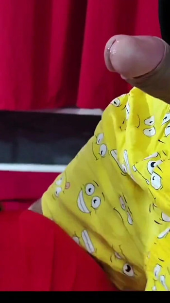 Two Entiado Nerds Makes Discovery Game With Her Half Sister | Clip 3