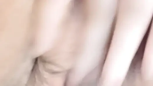 Merasa Sangat Kesepian